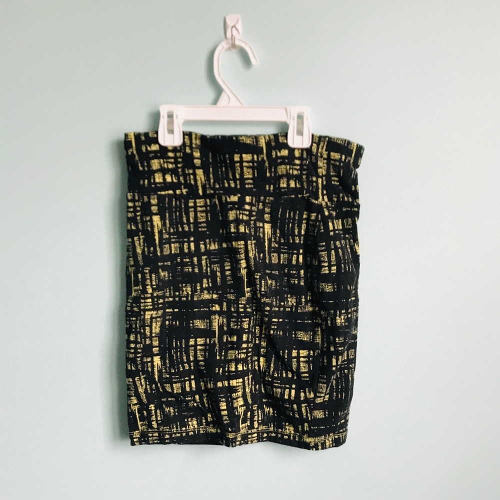Two forever 21 mini skirts